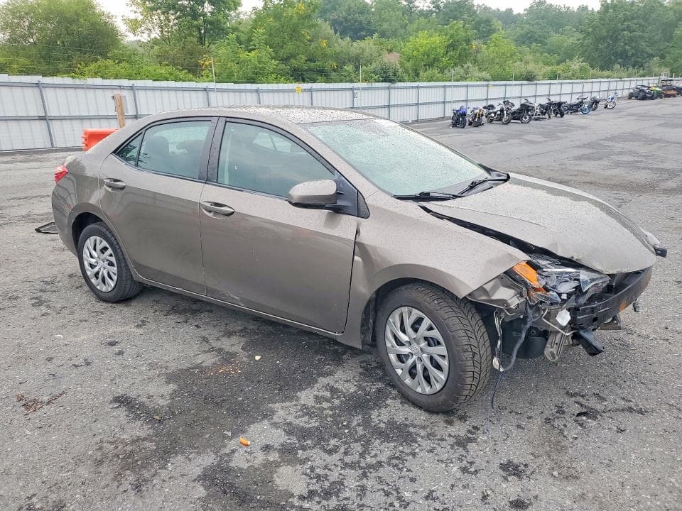 2018 TOYOTA COROLLA LE 4