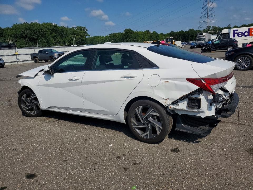 2025 HYUNDAI ELANTRA SEL 2