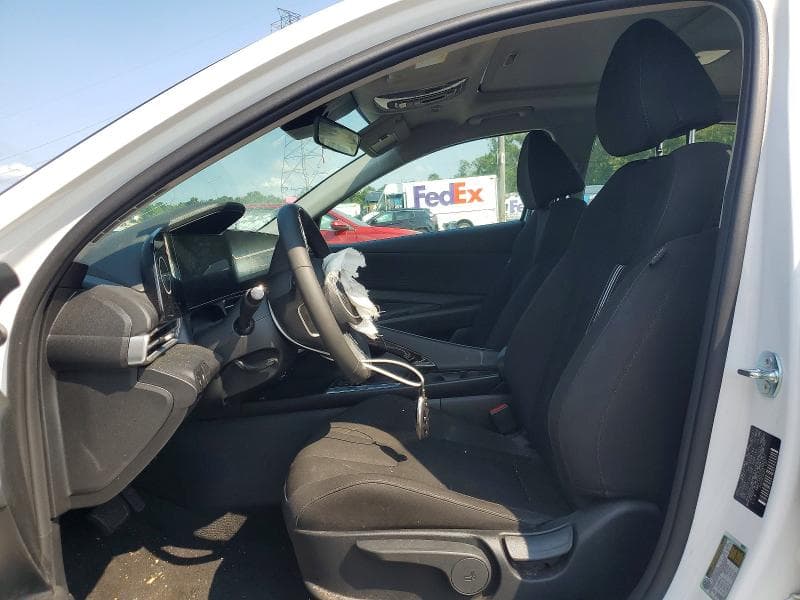 2025 HYUNDAI ELANTRA SEL 7