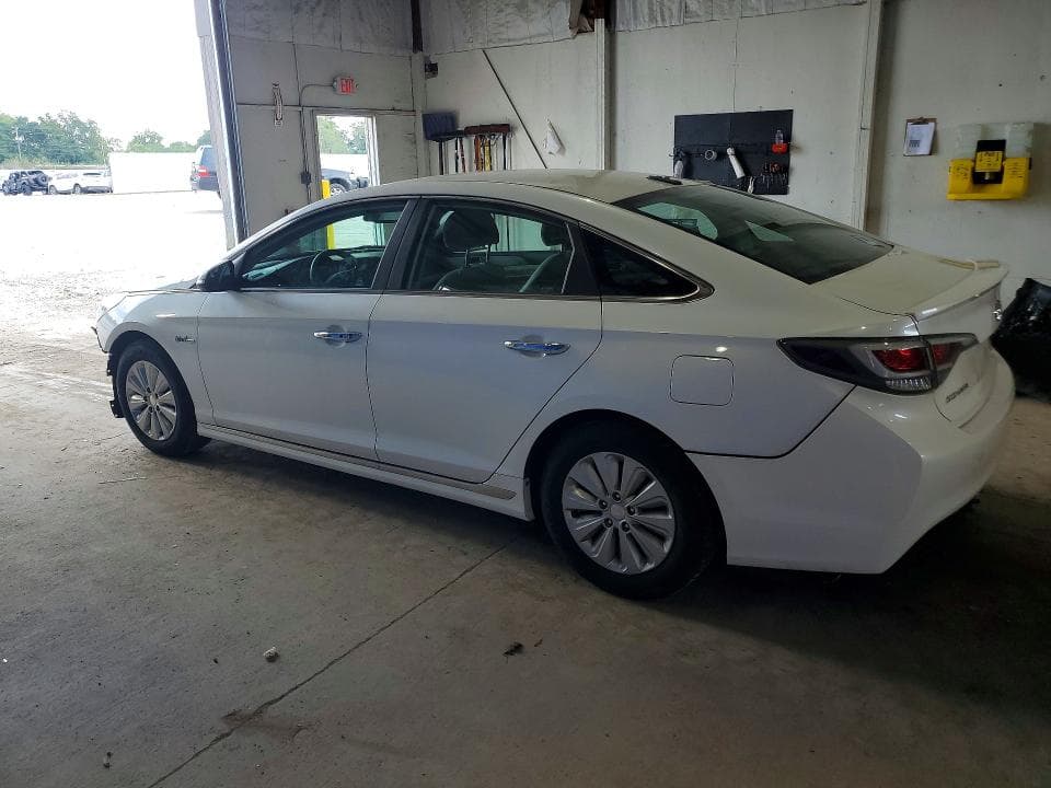 2017 HYUNDAI SONATA HYBRID SE 2