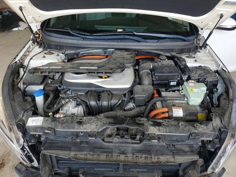 2017 HYUNDAI SONATA HYBRID SE 11