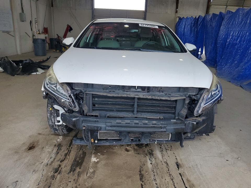 2017 HYUNDAI SONATA HYBRID SE 5