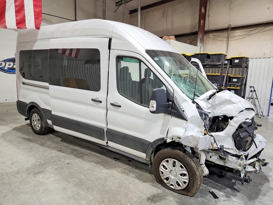 2025 FORD TRANSIT T-350 4