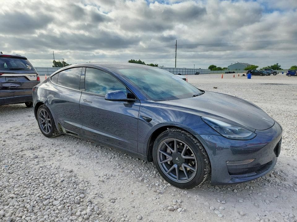 2021 TESLA MODEL 3 4
