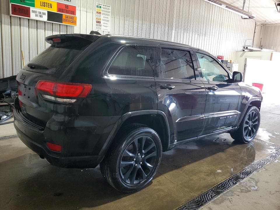 2018 JEEP GRAND CHEROKEE LAREDO 3