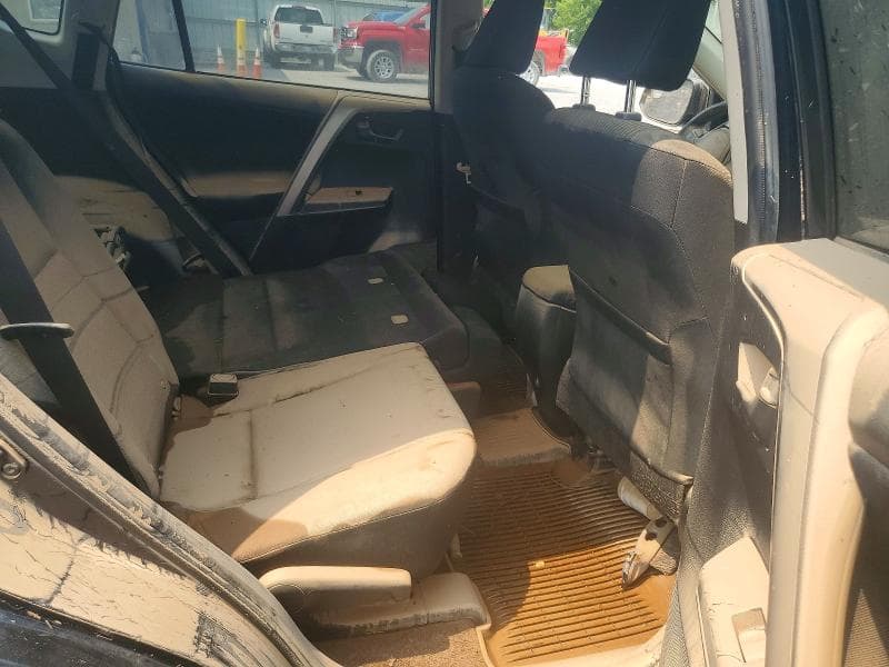 2018 TOYOTA RAV4 LE 11