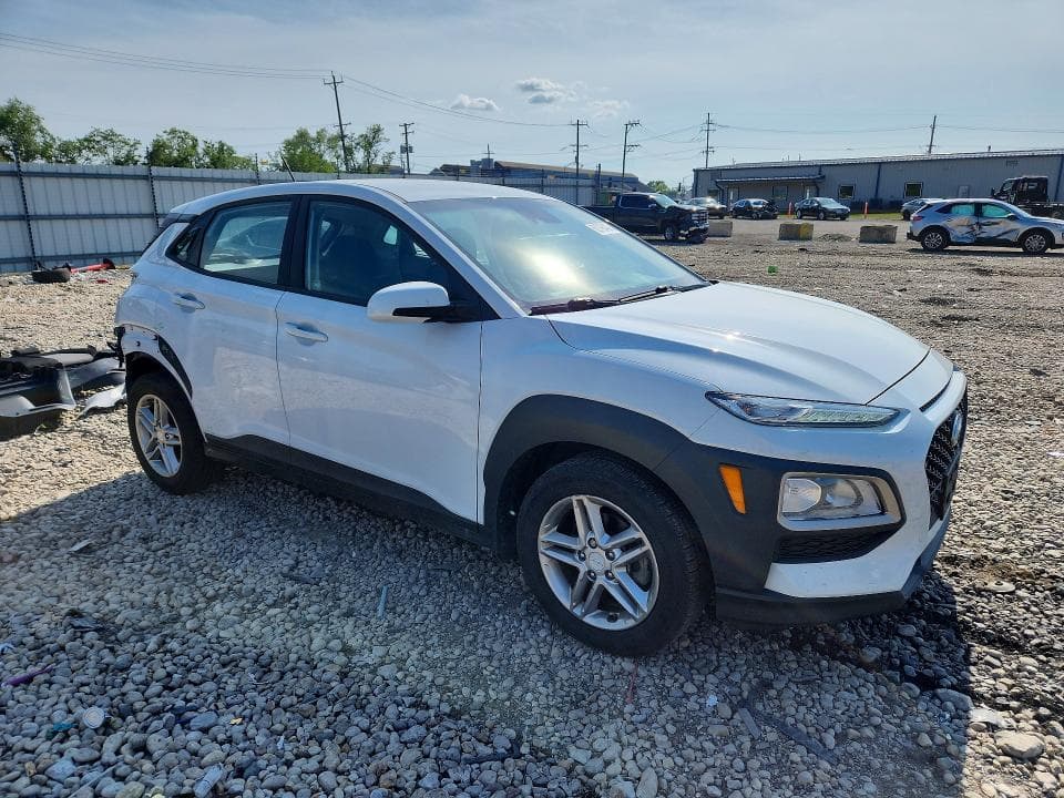 2021 HYUNDAI KONA SE 4
