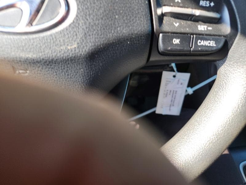 2021 HYUNDAI KONA SE 9