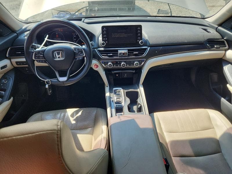2018 HONDA ACCORD TOURING 8