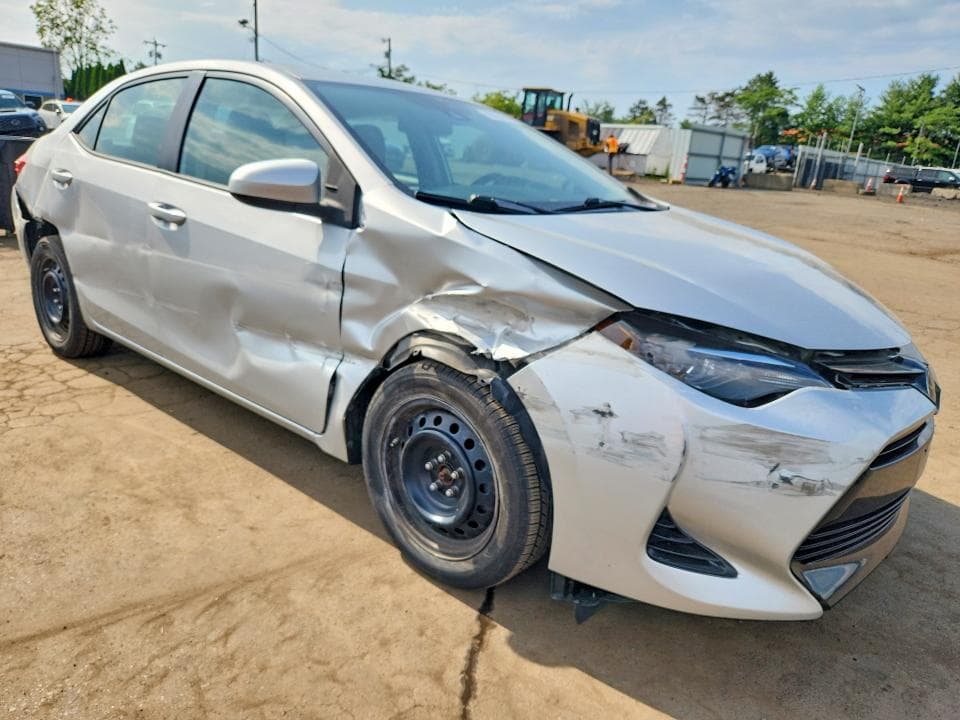 2018 TOYOTA COROLLA LE 4