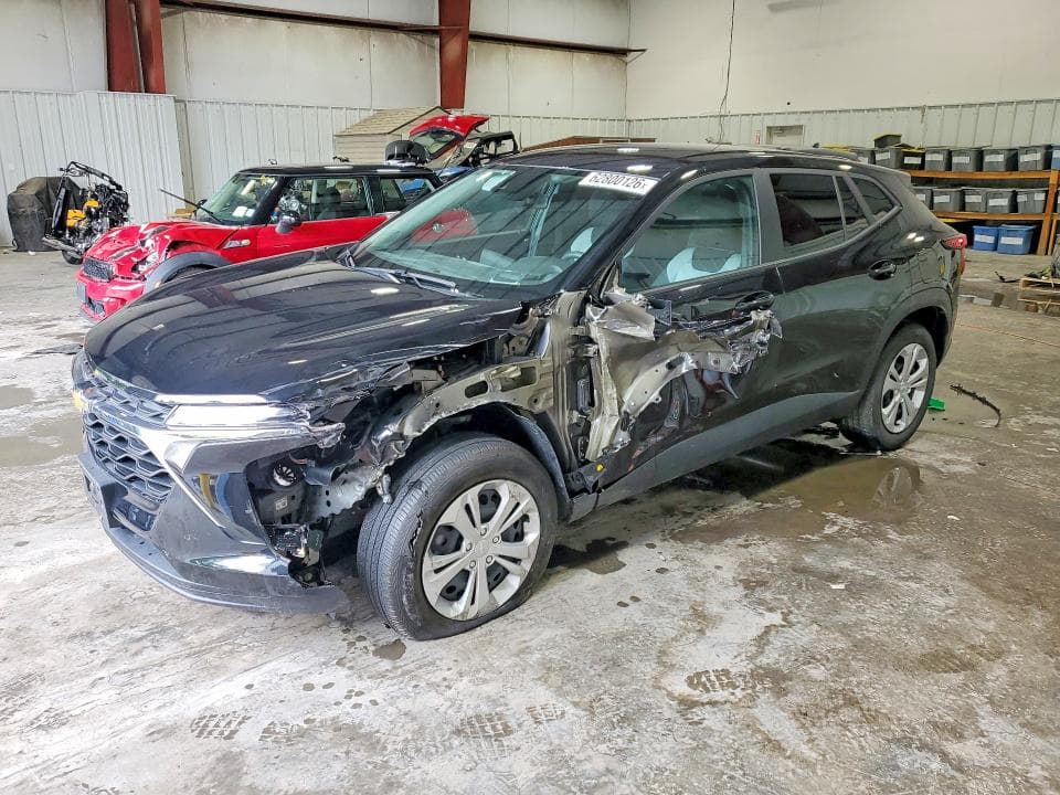 2024 CHEVROLET TRAX LS - 1