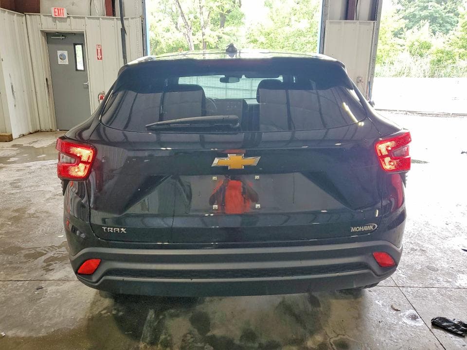 2024 CHEVROLET TRAX LS 6