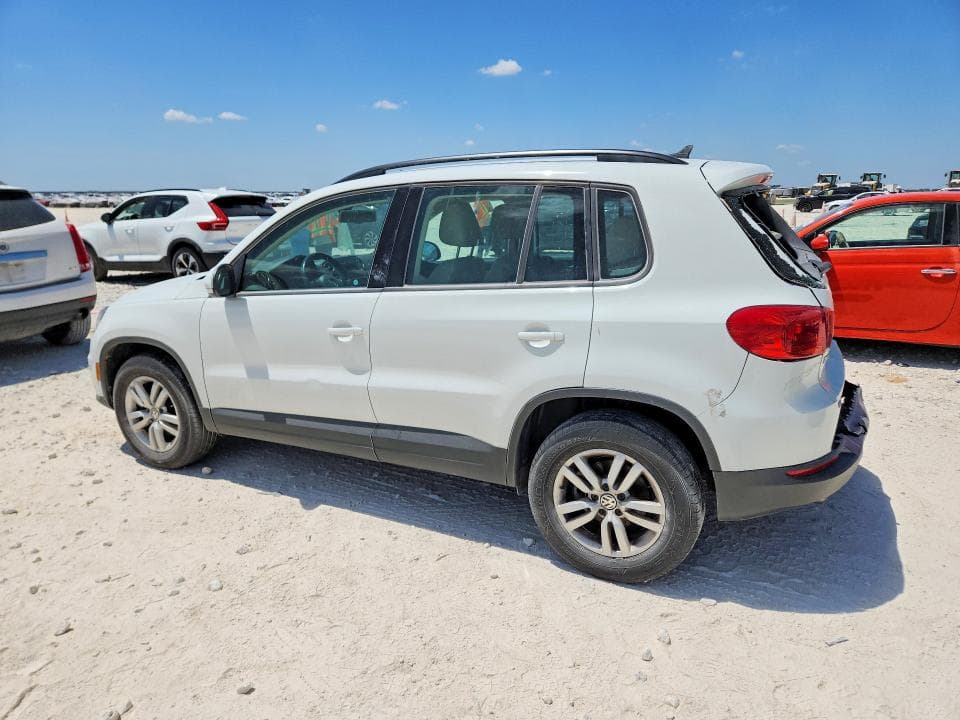 2017 VOLKSWAGEN TIGUAN S 2