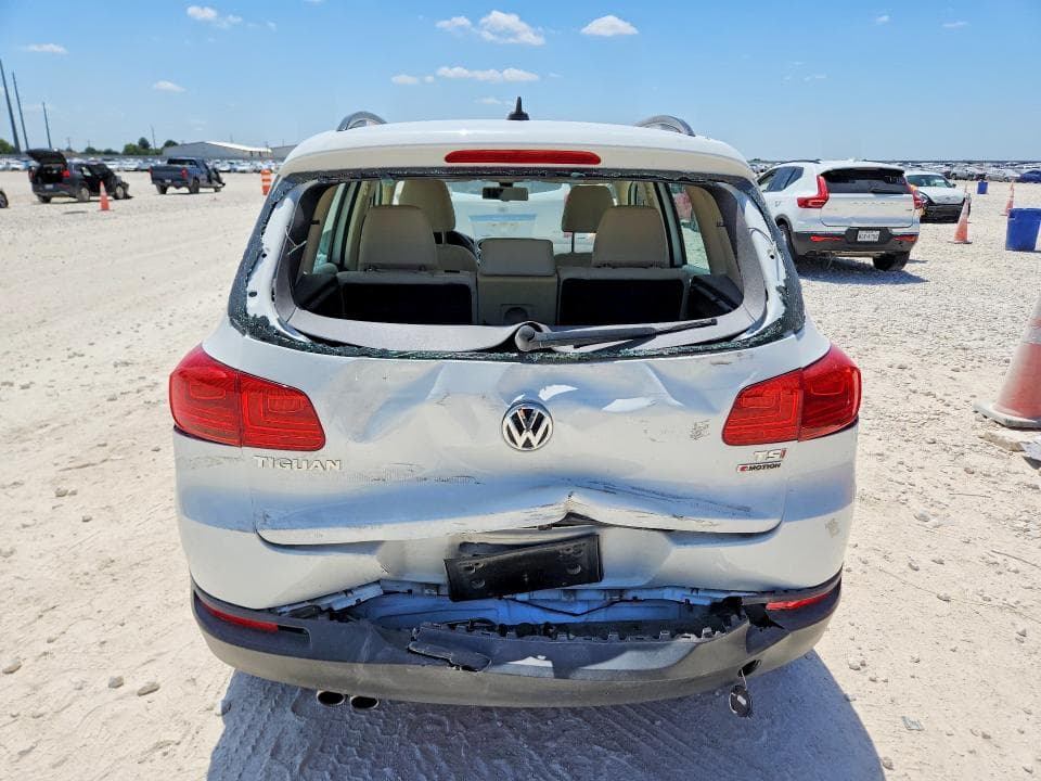 2017 VOLKSWAGEN TIGUAN S 6