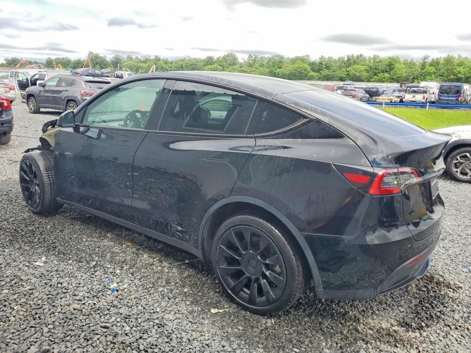 2023 TESLA MODEL Y 2
