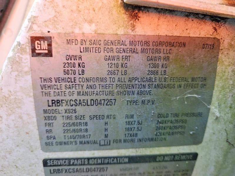 2020 BUICK ENVISION ESSENCE 12