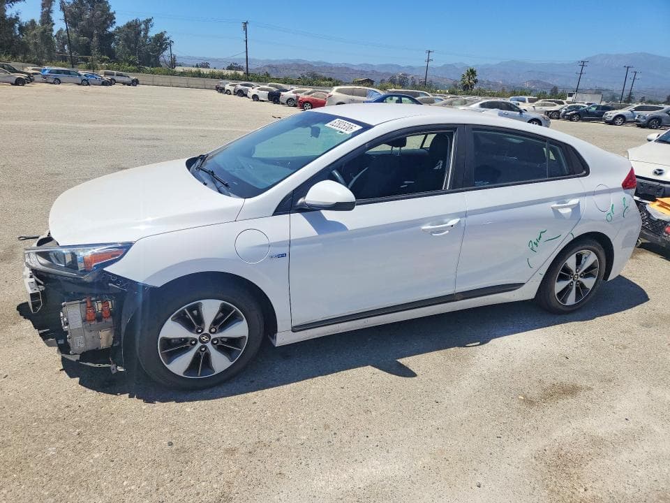 2019 HYUNDAI IONIQ PLUG-IN HYBRID BASE - 1