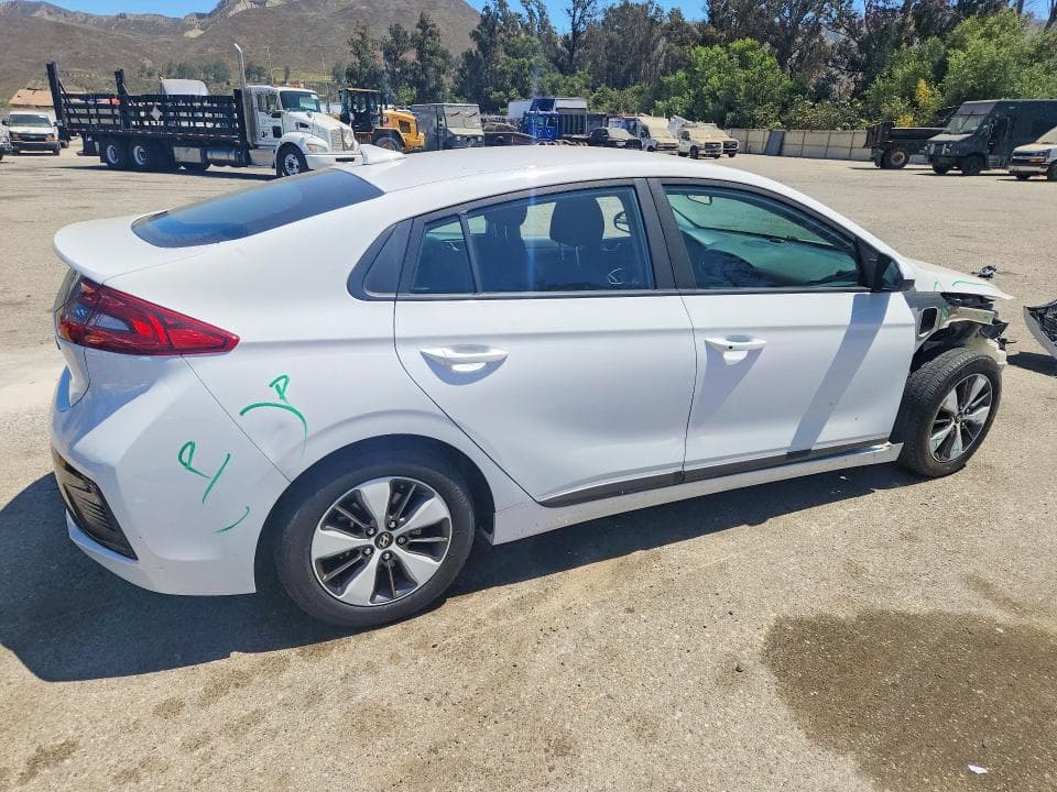 2019 HYUNDAI IONIQ PLUG-IN HYBRID BASE 3