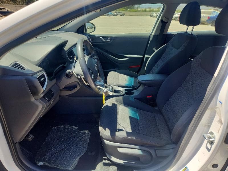 2019 HYUNDAI IONIQ PLUG-IN HYBRID BASE 7