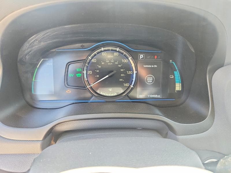 2019 HYUNDAI IONIQ PLUG-IN HYBRID BASE 9