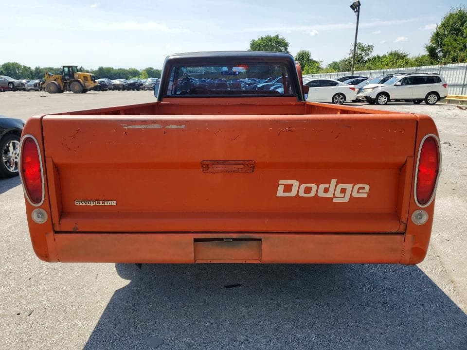 1971 DODGE D100 1/2 TON 6