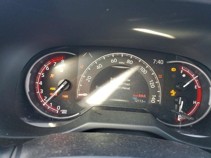 2025 TOYOTA RAV4 LE 9