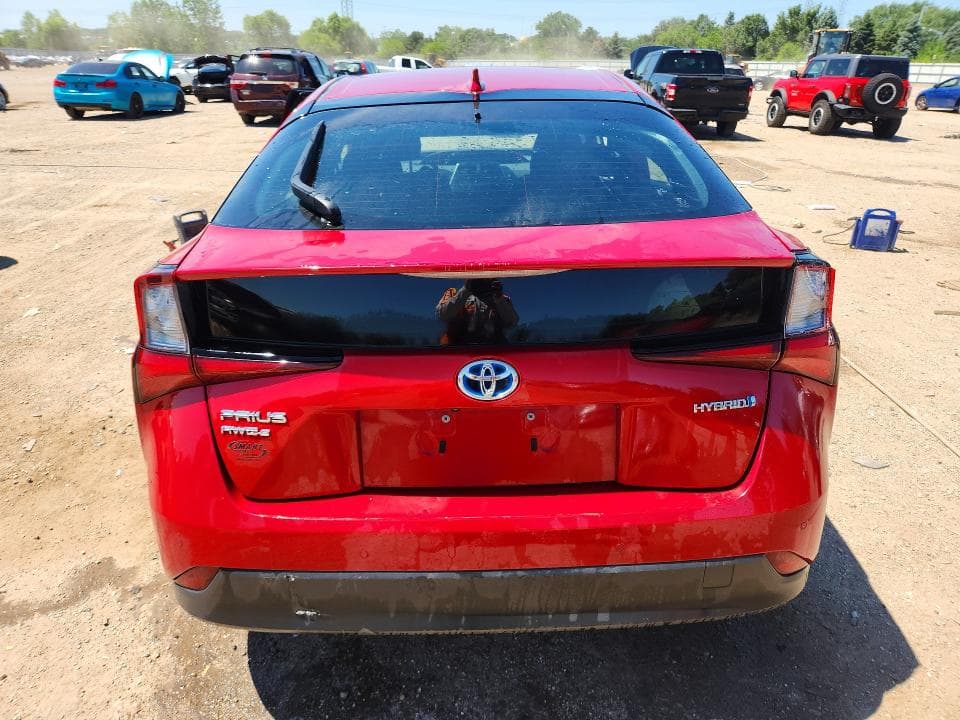 2019 TOYOTA PRIUS LE AWD-E 6
