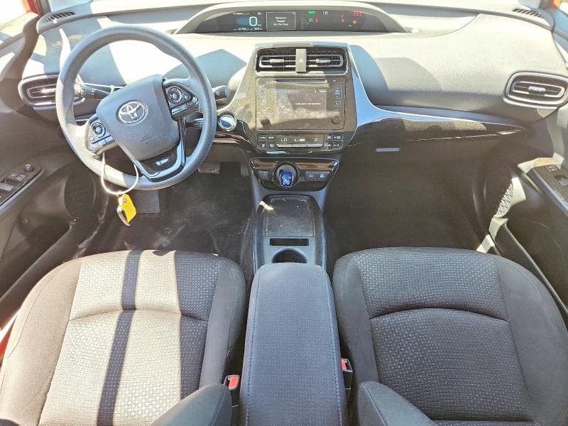 2019 TOYOTA PRIUS LE AWD-E 8