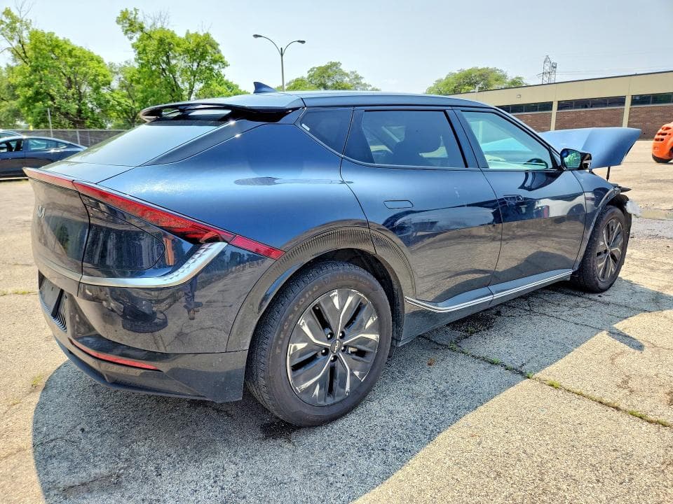 2024 KIA EV6 WIND 3