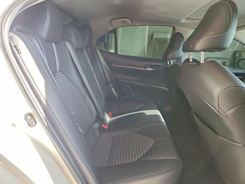 2022 TOYOTA CAMRY SE 10