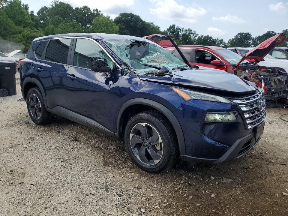 2025 NISSAN ROGUE SV 4