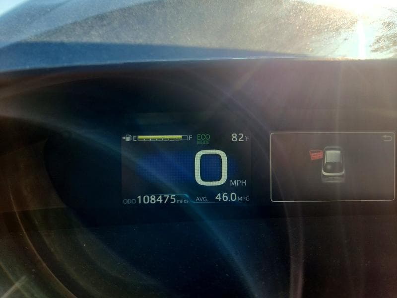 2019 TOYOTA PRIUS XLE 9