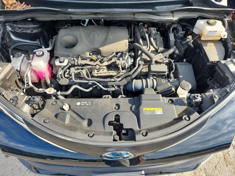 2023 TOYOTA SIENNA LE 12