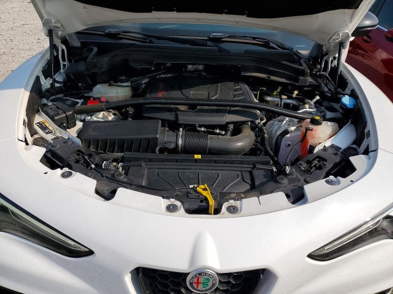 2020 ALFA ROMEO STELVIO 12