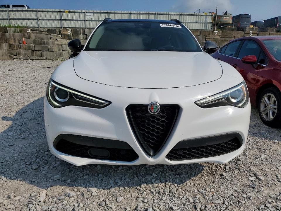 2020 ALFA ROMEO STELVIO 5