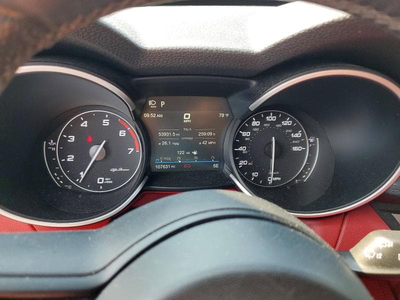 2020 ALFA ROMEO STELVIO 9