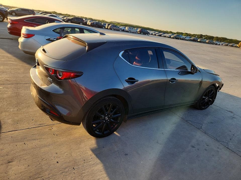 2022 MAZDA 3 PREMIUM 3