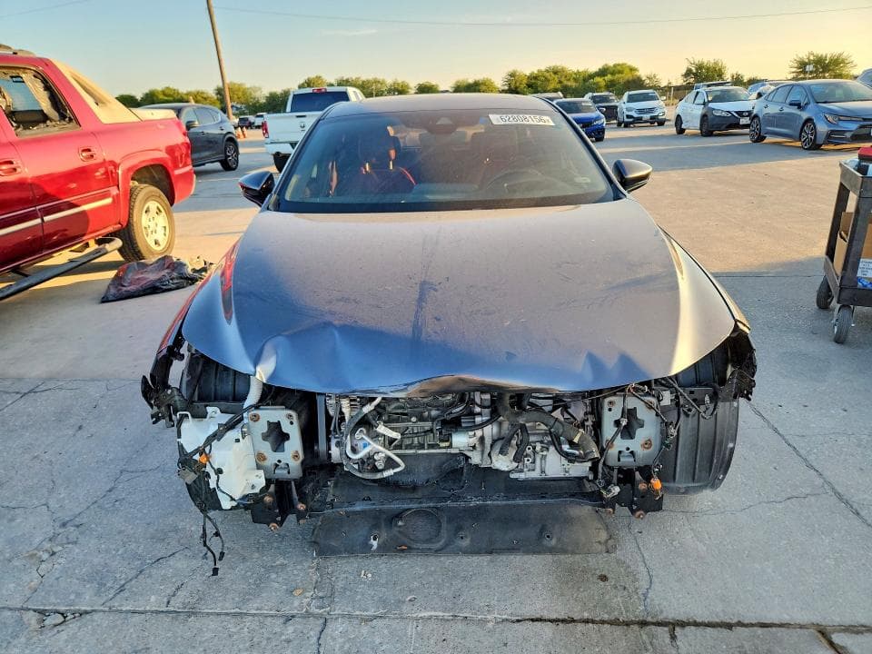 2022 MAZDA 3 PREMIUM 5