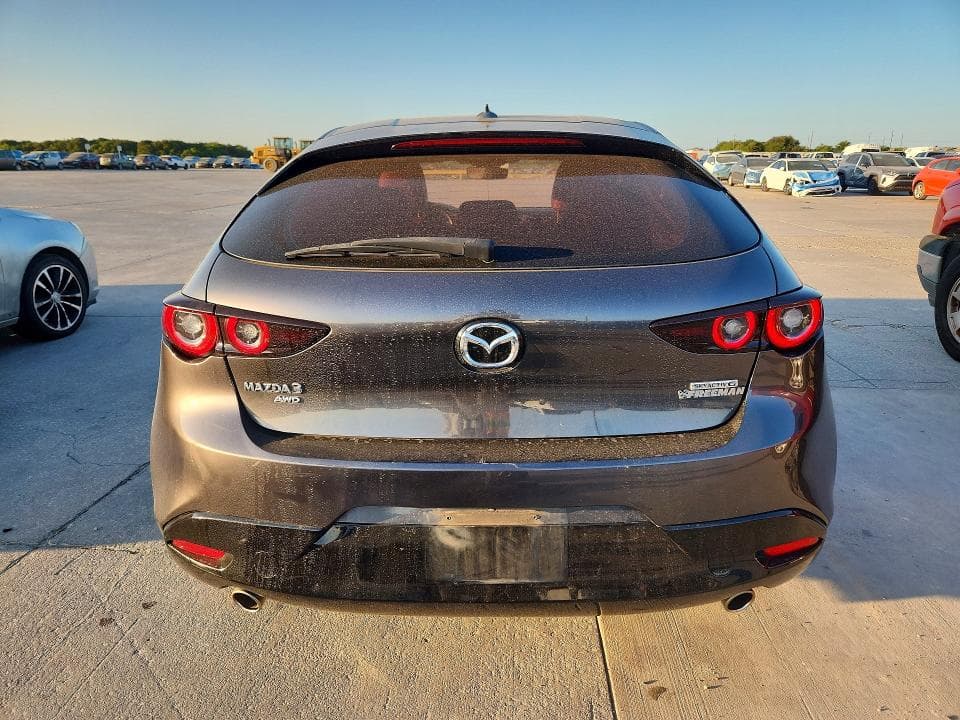2022 MAZDA 3 PREMIUM 6