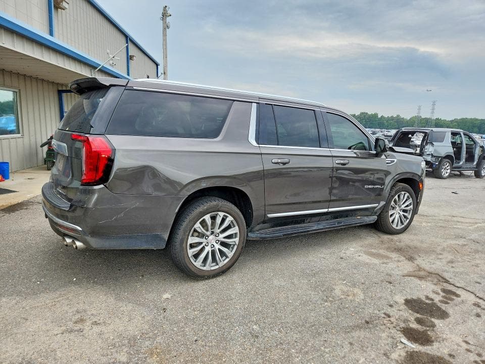 2021 GMC YUKON XL DENALI 3