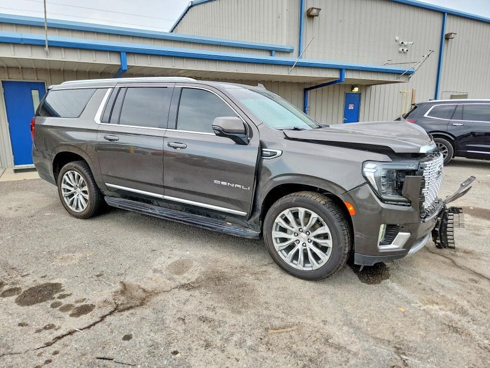 2021 GMC YUKON XL DENALI 4