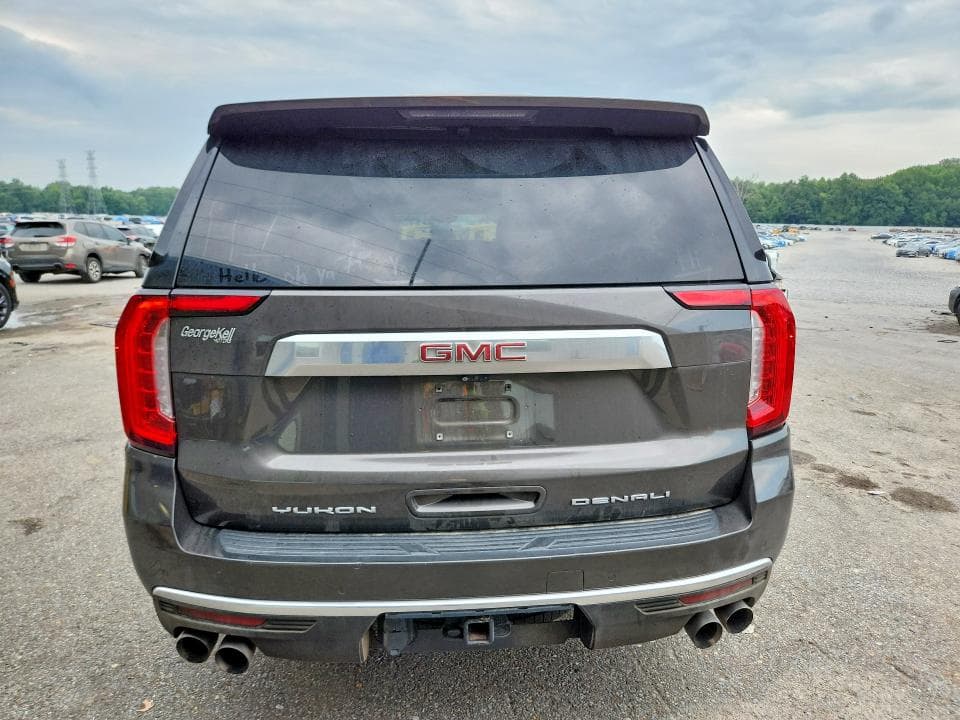 2021 GMC YUKON XL DENALI 6
