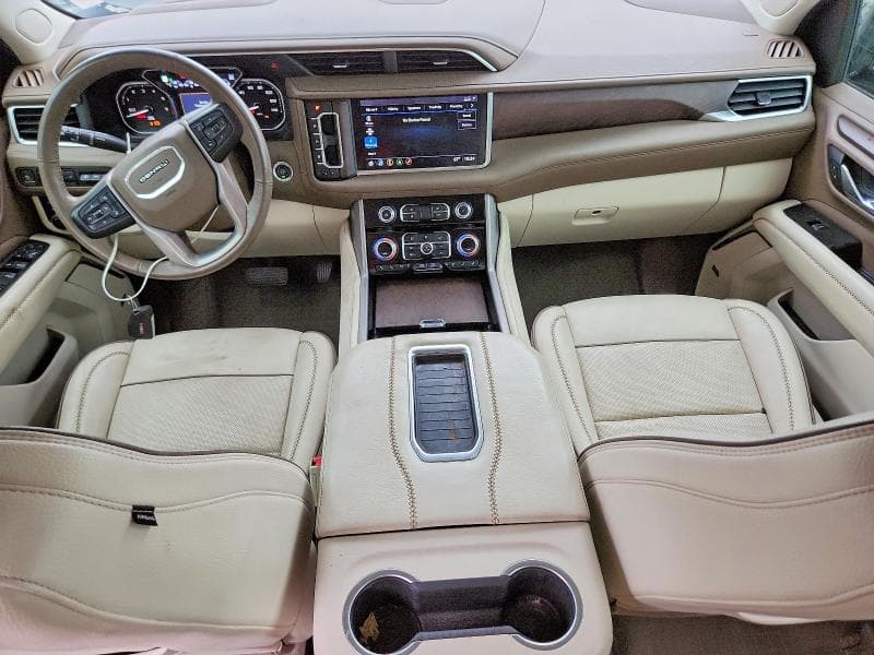2021 GMC YUKON XL DENALI 8