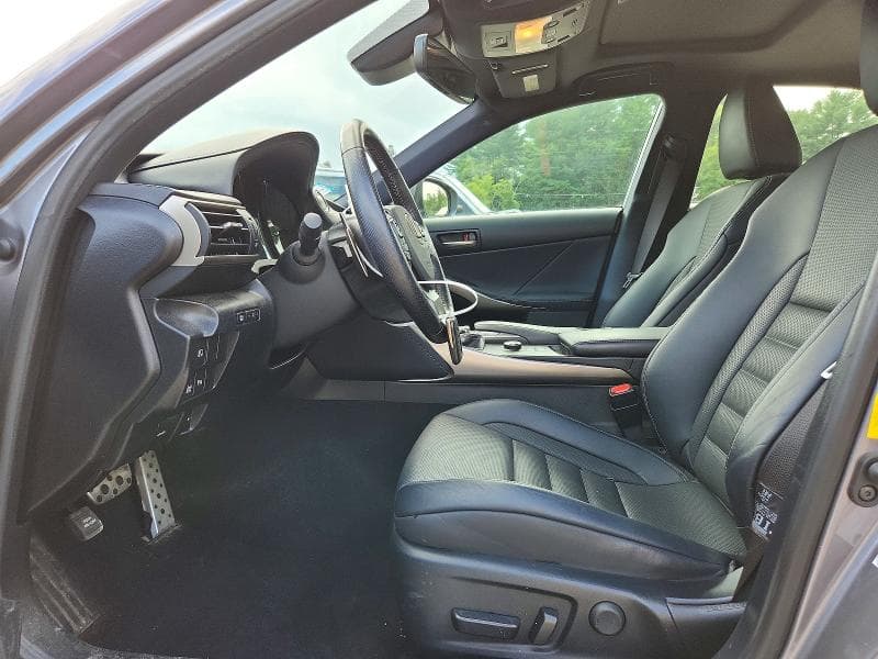 2019 LEXUS IS 300 7