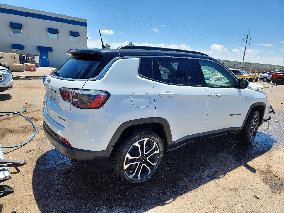 2024 JEEP AVENGER SU 3