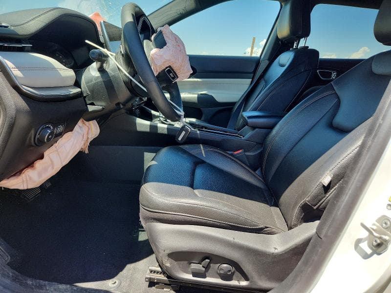 2024 JEEP AVENGER SU 7