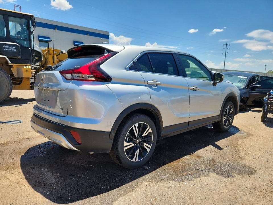 2026 MITSUBISHI ECLIPSE CROSS SE 3