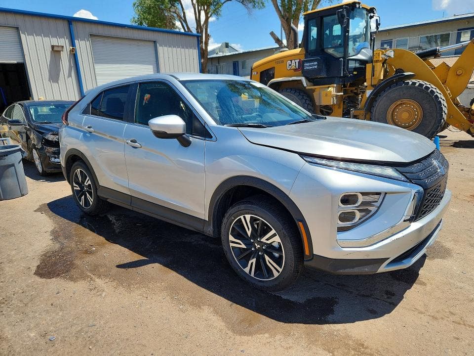 2026 MITSUBISHI ECLIPSE CROSS SE 4