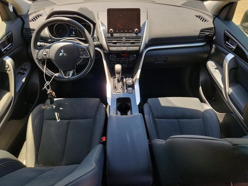 2026 MITSUBISHI ECLIPSE CROSS SE 8