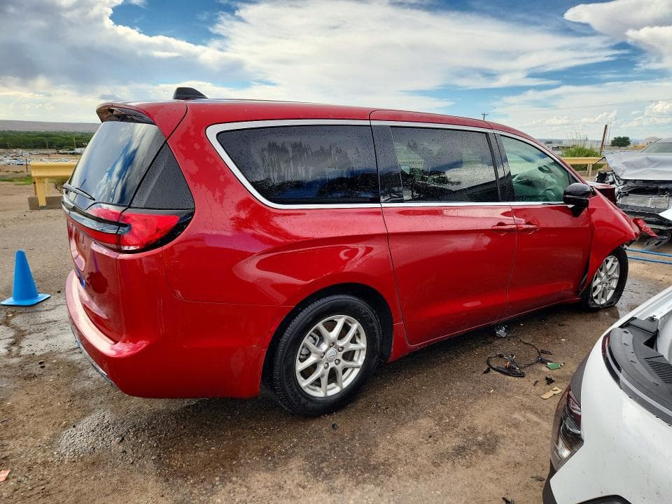 2026 CHRYSLER PACIFICA SELECT 3